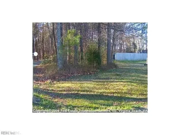 43 Woods Lane, Hampton VA 23666