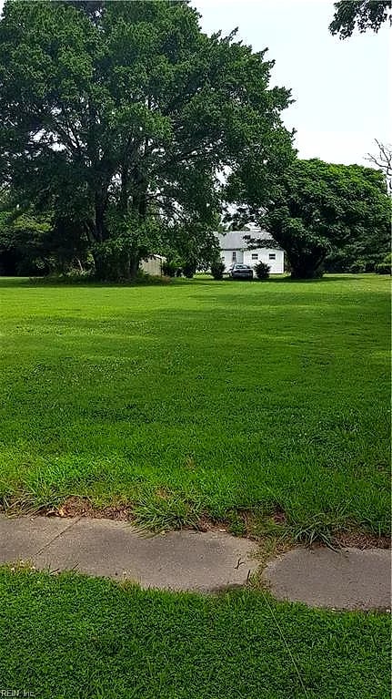4716 Hook Lane, Virginia Beach VA 23455