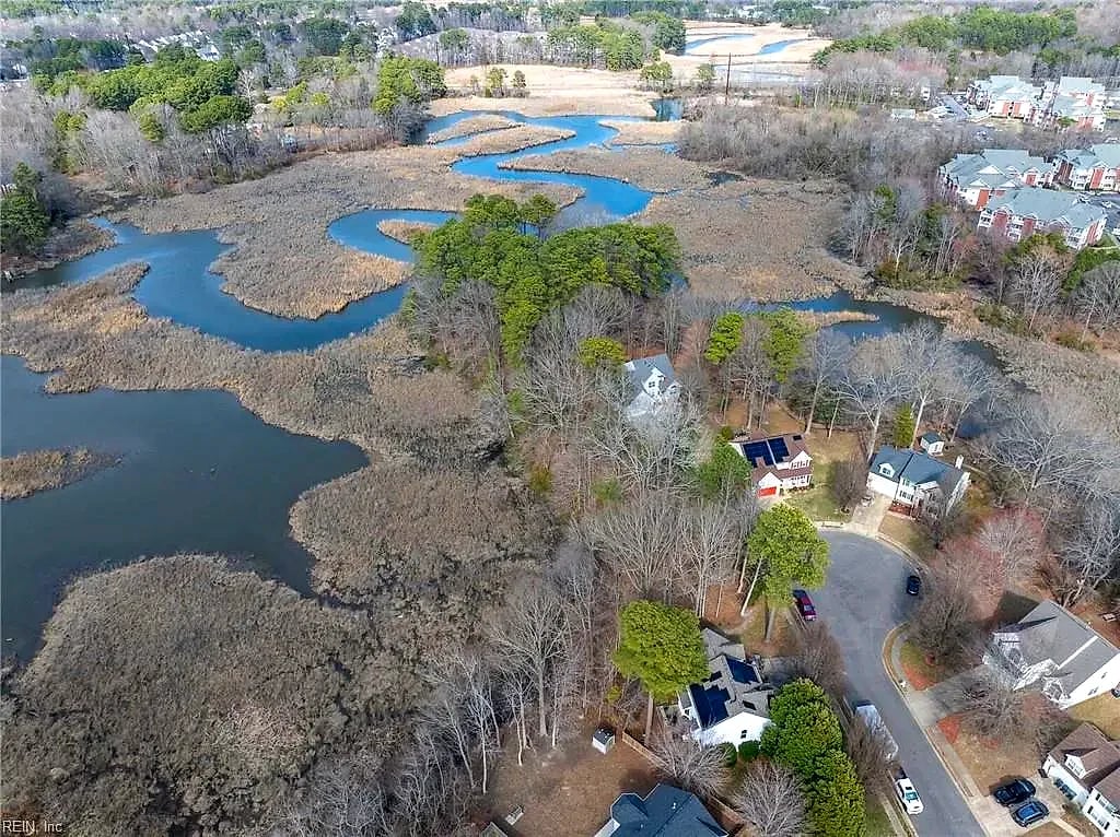 323 Vista Point Drive, Hampton VA 23666