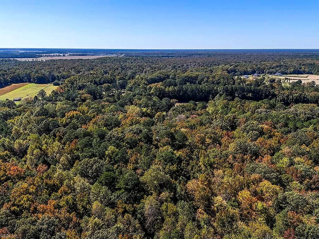 2907 Seven Eleven RD, Chesapeake — Land and Farms