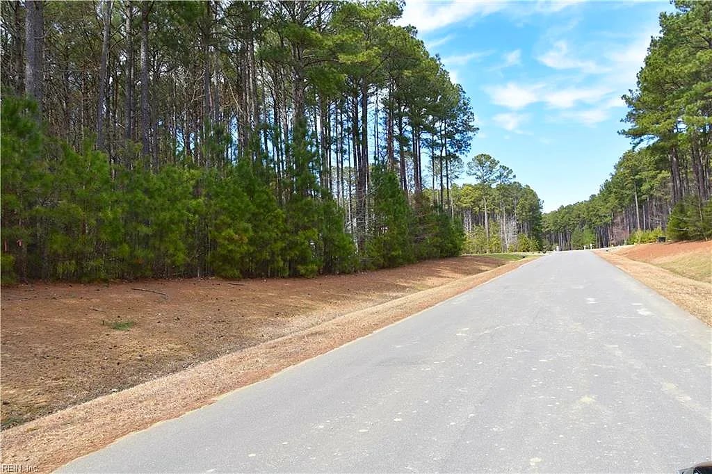 1314 Lawnes Neck Drive, Smithfield VA 23430
