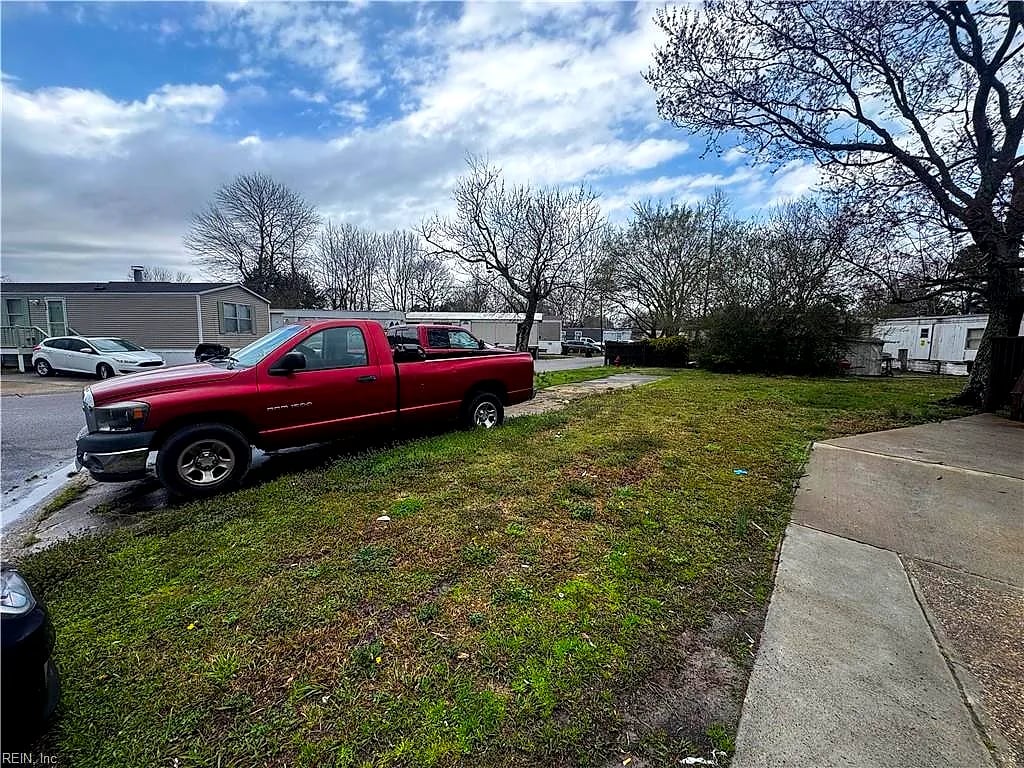 1268 Hawk AVE, VIRGINIA BEACH VA 23453