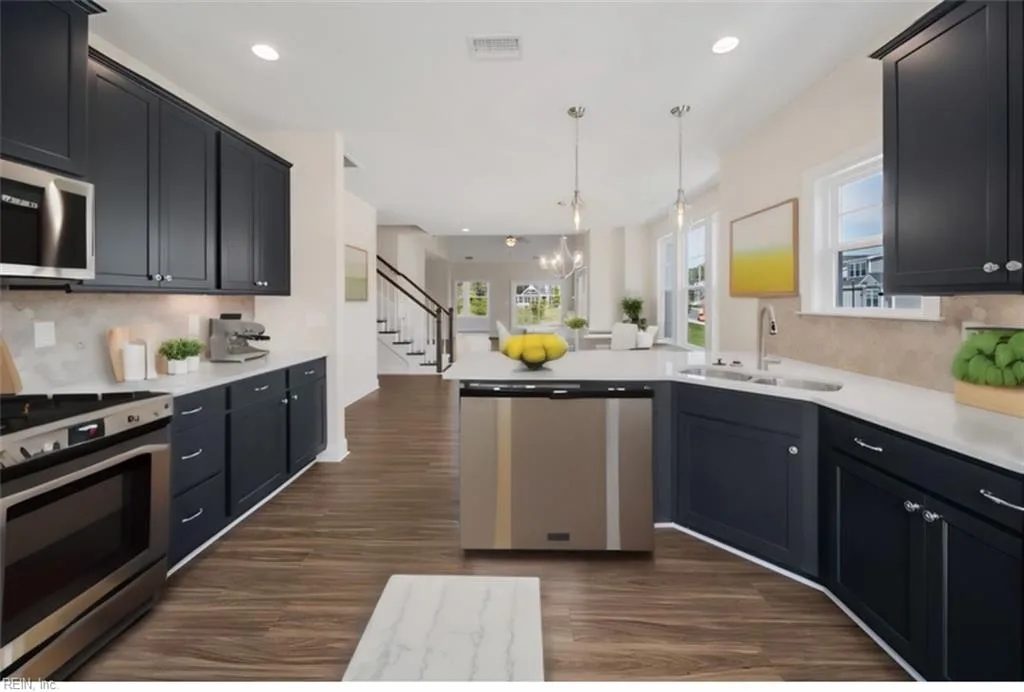 2067 Asher (Lot 9) DR, Suffolk — 3 bed Residential, 2,433 sqft