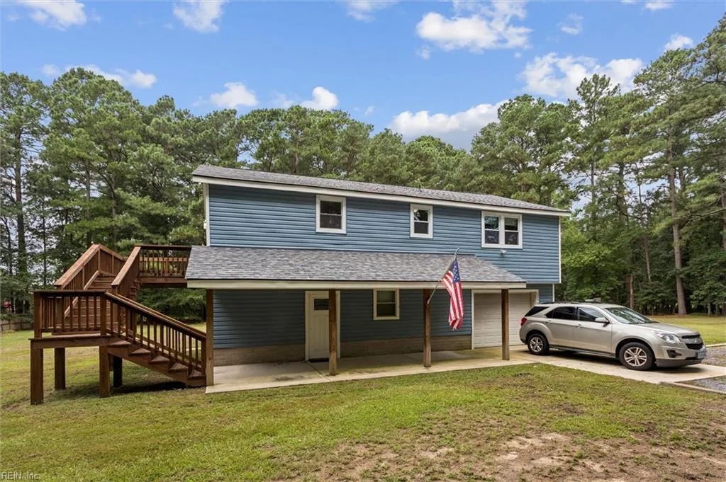 12464 Grand Square LN, Carrollton — 3 bed Residential, 1,800 sqft
