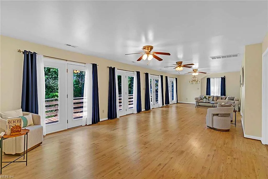 423 Kings Landing RD, Onemo — 2 bed Residential, 1,860 sqft