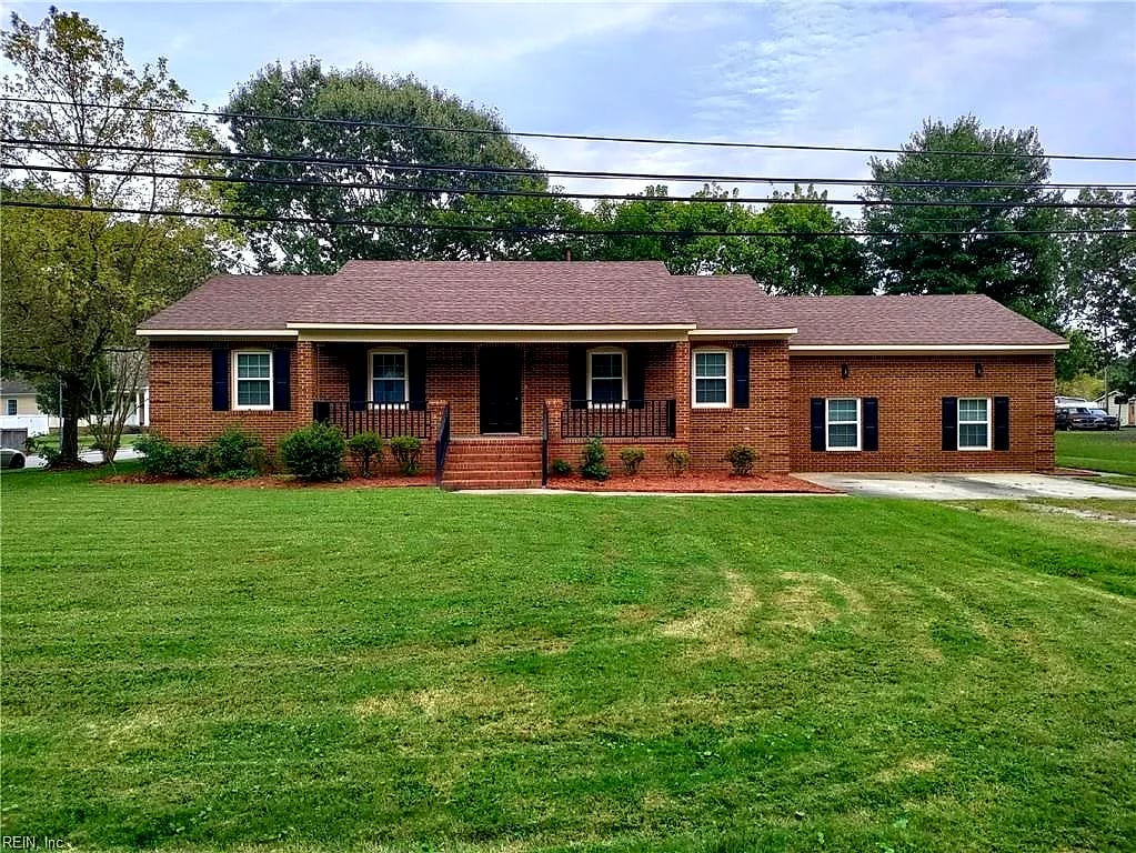 557 Waters RD, CHESAPEAKE VA 23322
