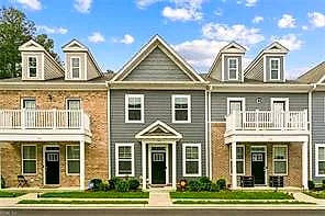 103 Daybeacon ST, YORKTOWN VA 23692