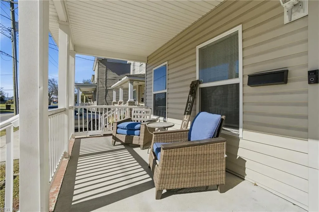 1912 County ST, Portsmouth — 4 bed Residential, 1,988 sqft