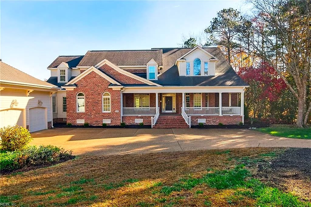 169 Waterton NONE, Williamsburg — 6 bed Residential, 6,411 sqft