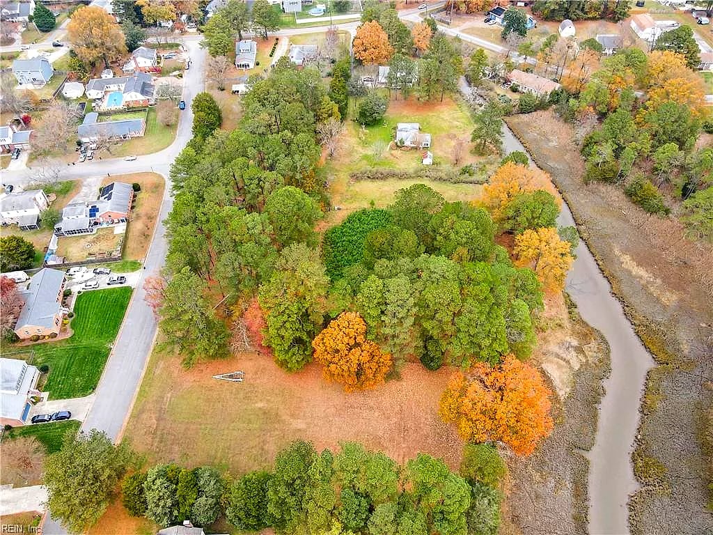 216 Little Florida RD, POQUOSON VA 23662