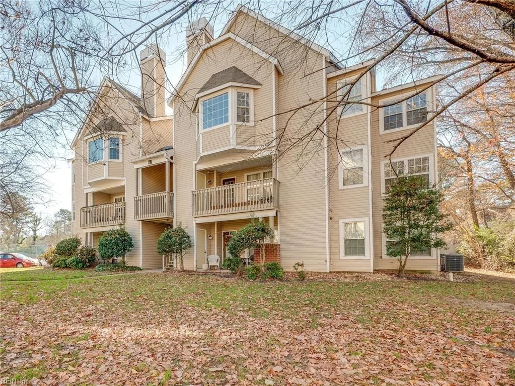 107 Stratford DR #K, Williamsburg — 2 bed Residential, 1,112 sqft