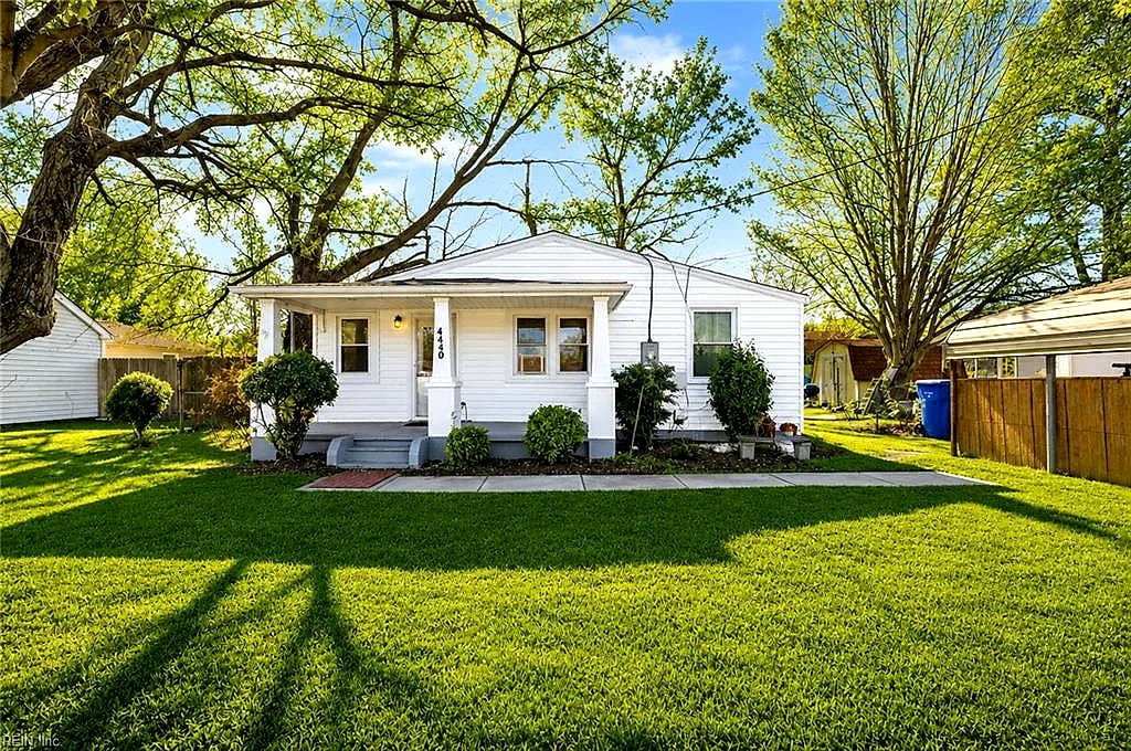 4440 S Military HWY, Chesapeake — 3 bed Residential, 900 sqft