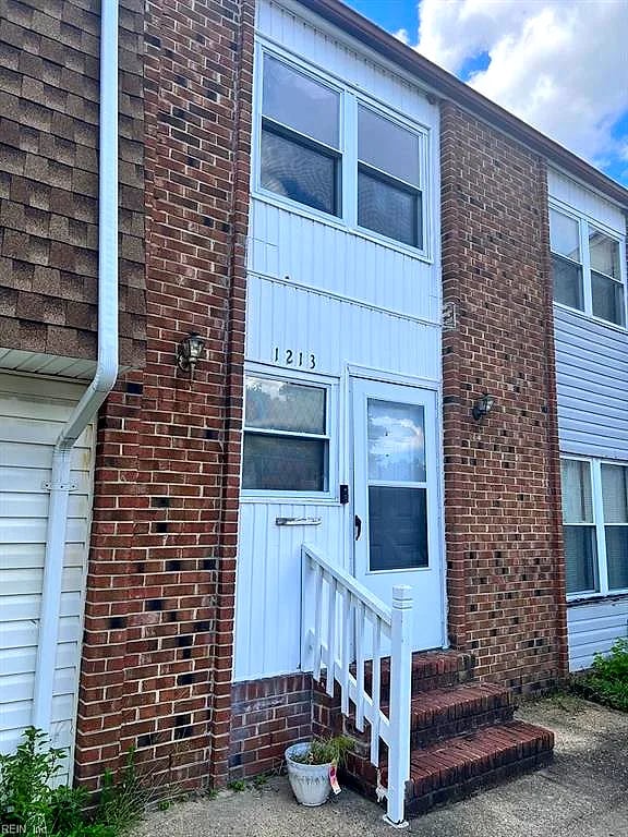 1213 Clydesdale LN, VIRGINIA BEACH VA 23464