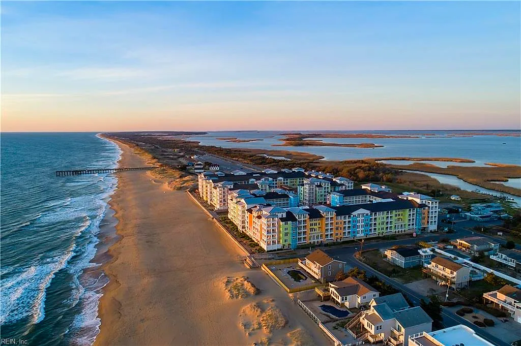 3700 Sandpiper RD #115, VIRGINIA BEACH VA 23456