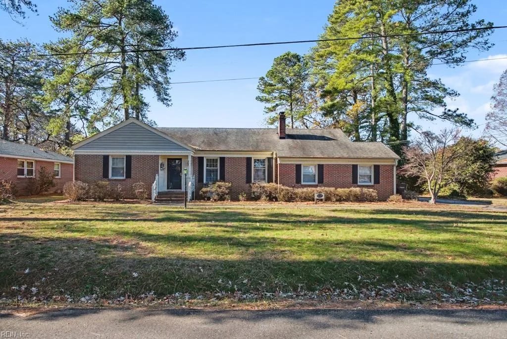 4049 Oak DR, Chesapeake — 2 bed Residential, 1,355 sqft
