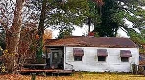 921 MARTIN AVE, Portsmouth — 2 bed Residential, 904 sqft