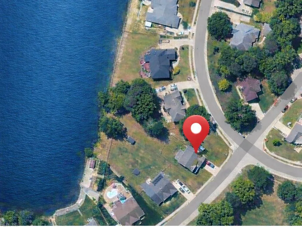 2099 Mill Lake RD, Suffolk — 4 bed Residential, 2,590 sqft