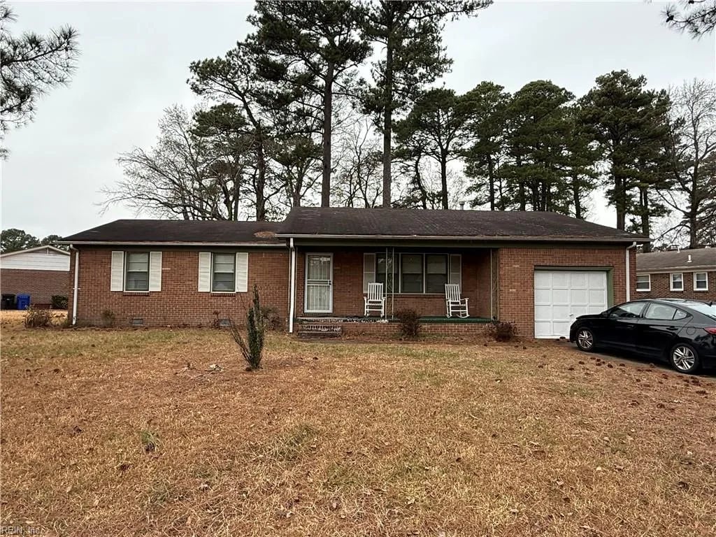 1109 Lakeview DR, PORTSMOUTH VA 23701