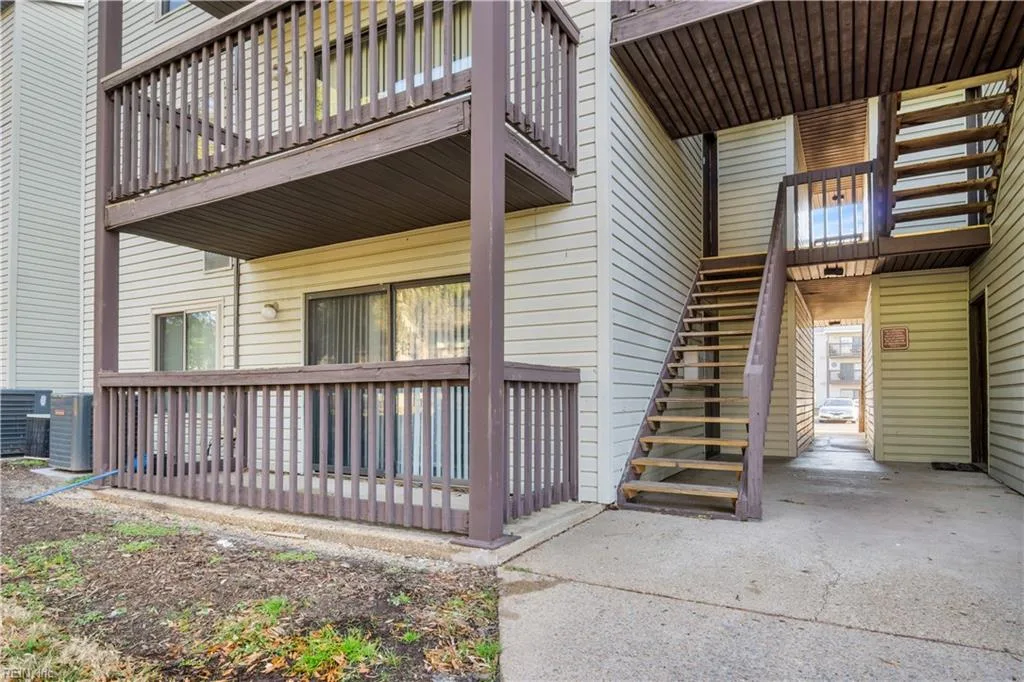 129 Haverford CT, Hampton — 1 bed Residential, 602 sqft