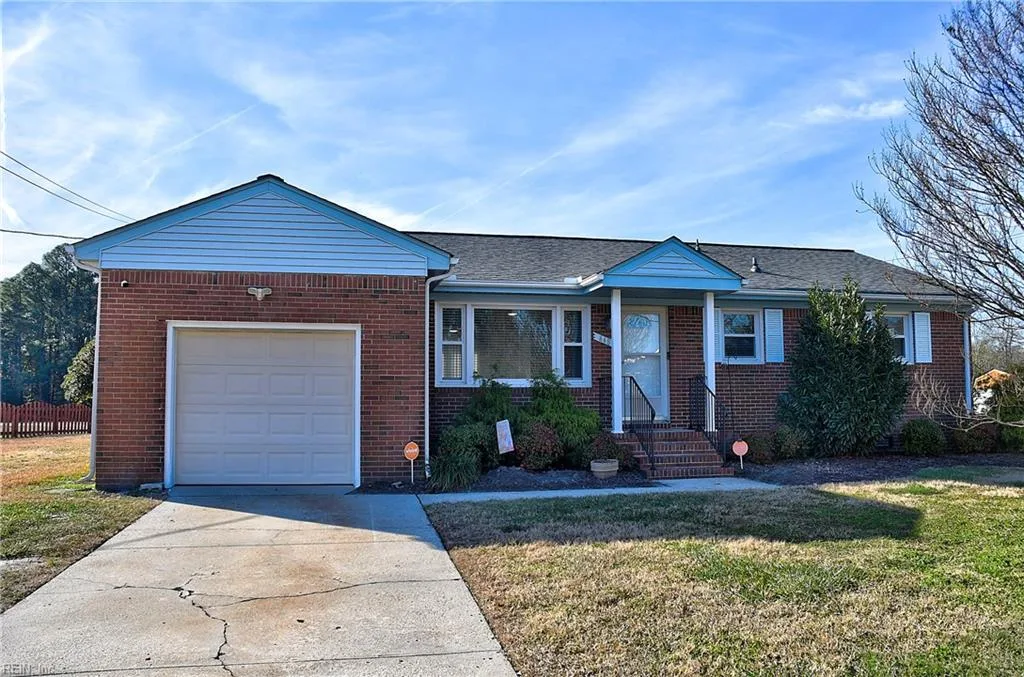 448 Plummer DR, Chesapeake — 3 bed Residential, 1,126 sqft