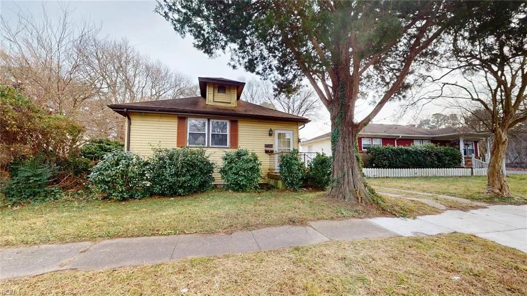 5207 Norvella AVE, Norfolk — 3 bed Residential, 1,933 sqft