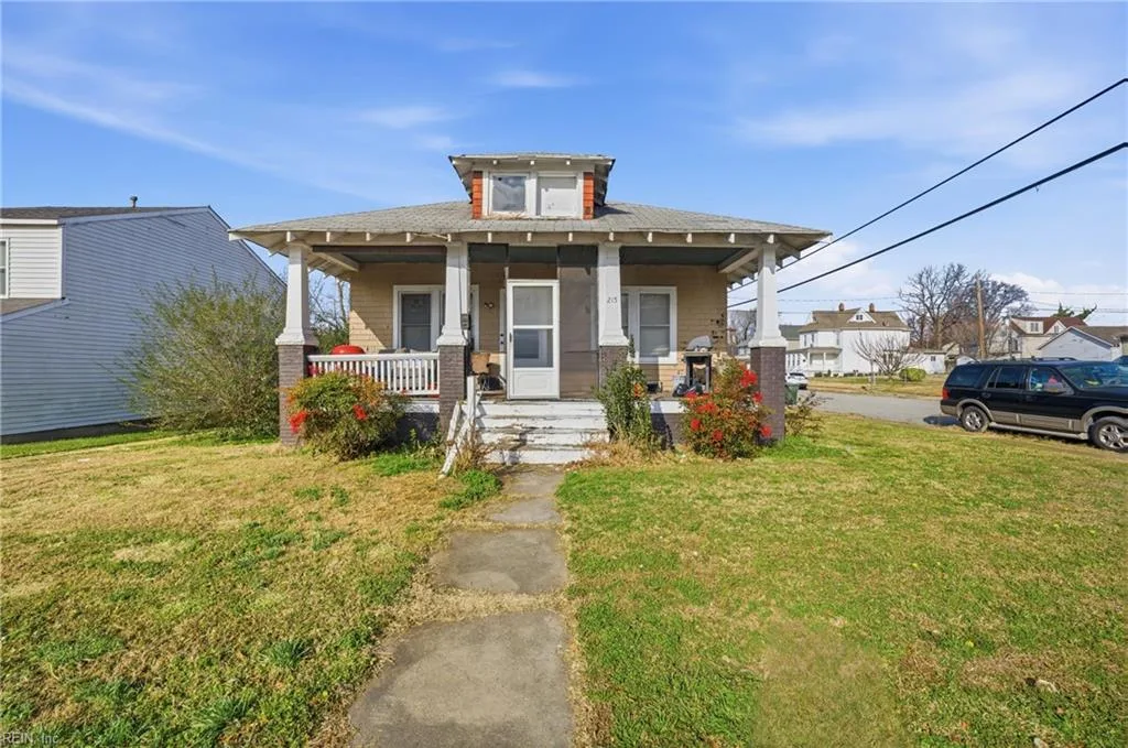 215 Blair AVE, Newport News — 2 bed Residential, 1,107 sqft