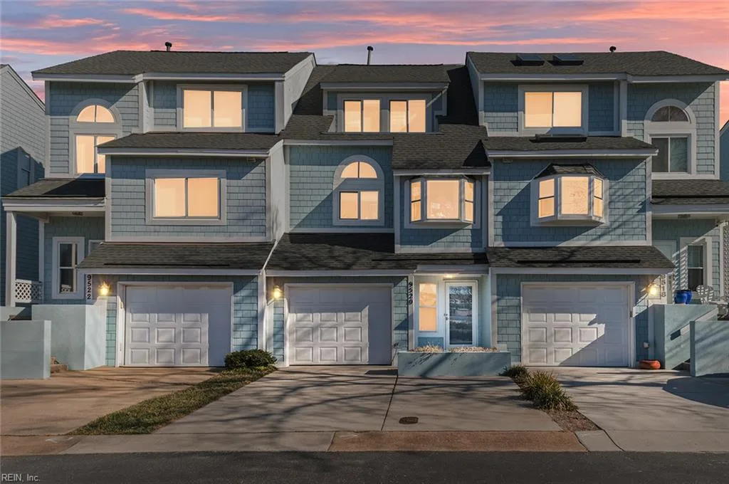 9520 Bay Front DR #B, Norfolk — 3 bed Residential, 2,022 sqft