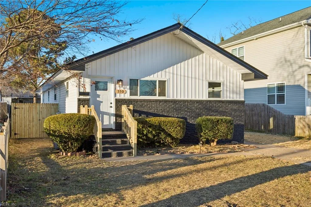 550 Slater AVE, Hampton — 4 bed Residential, 1,600 sqft