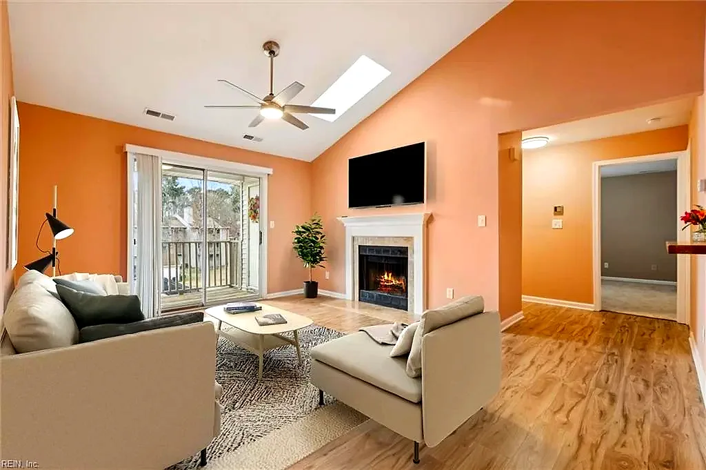 508 Thorncliff DR #303, NEWPORT NEWS VA 23608