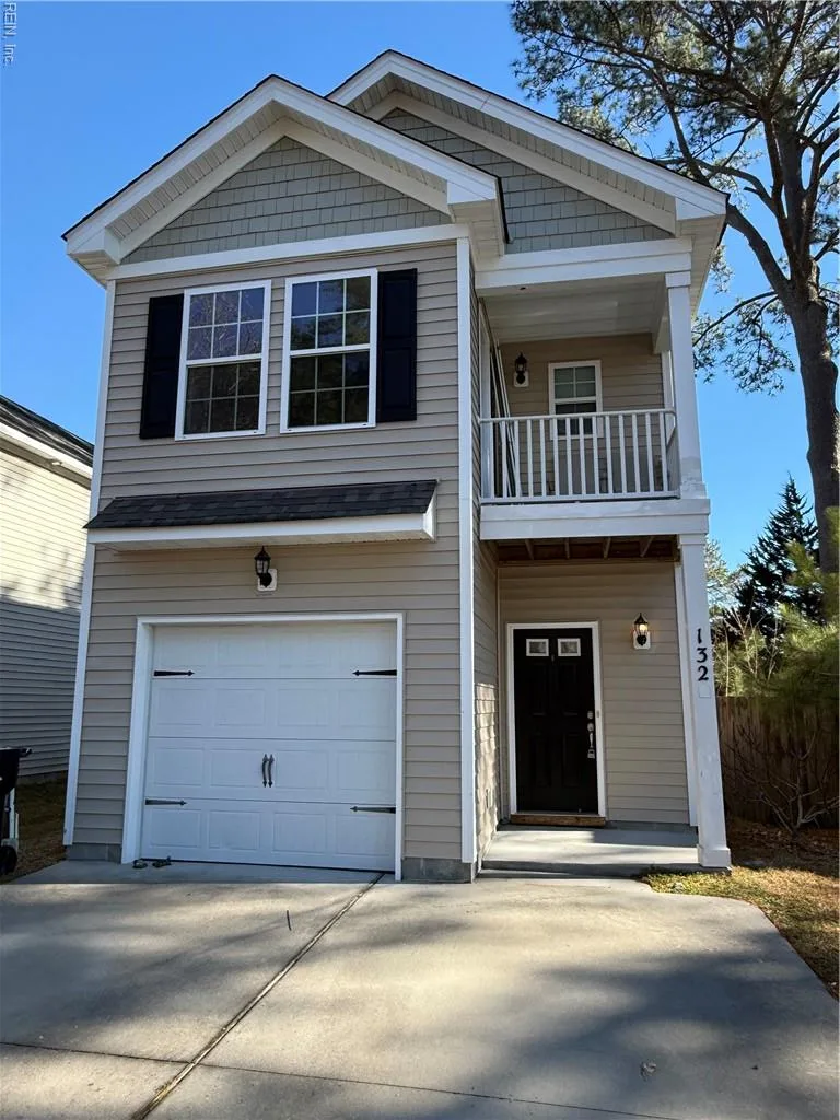 132 S Palm AVE, Virginia Beach — 3 bed Residential, 1,800 sqft