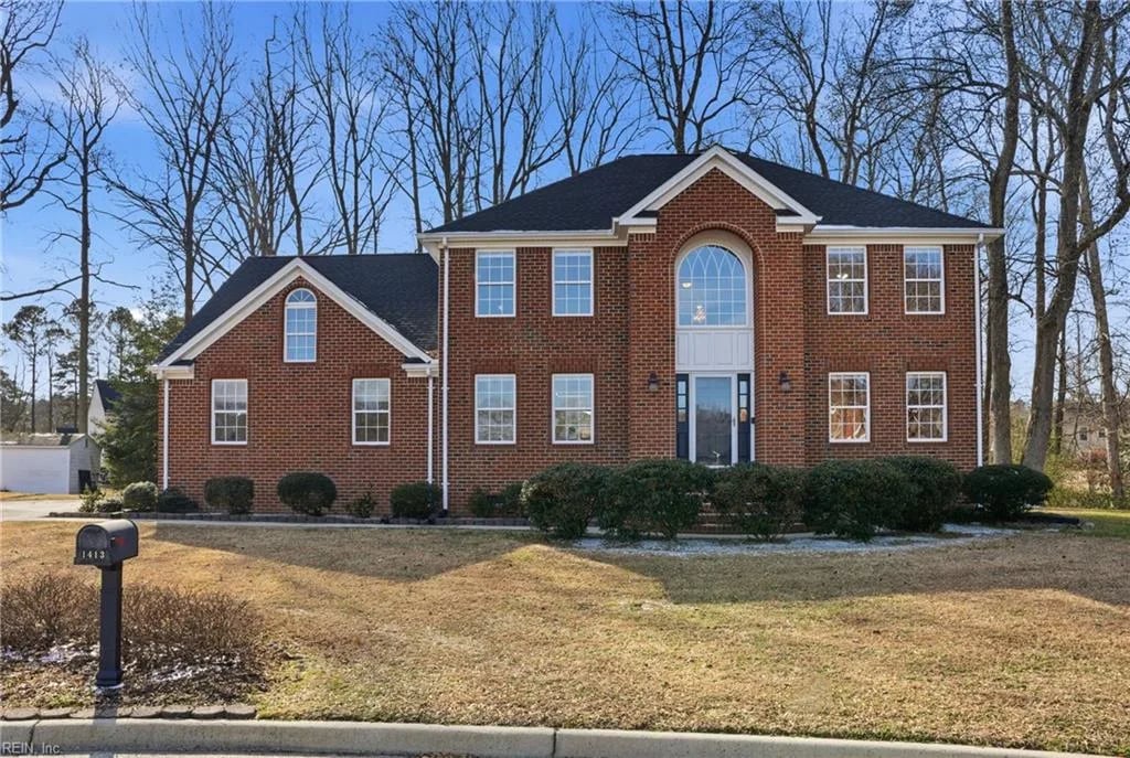 1413 Mill Point CT, Suffolk — 4 bed Residential, 2,741 sqft