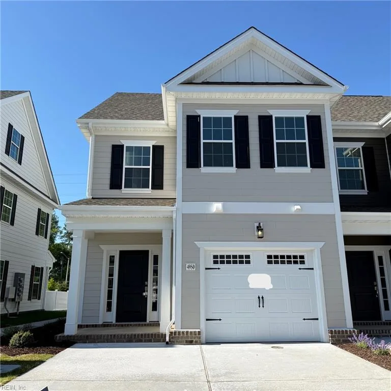 4950 Apricot WAY, Chesapeake — 3 bed Residential, 2,044 sqft
