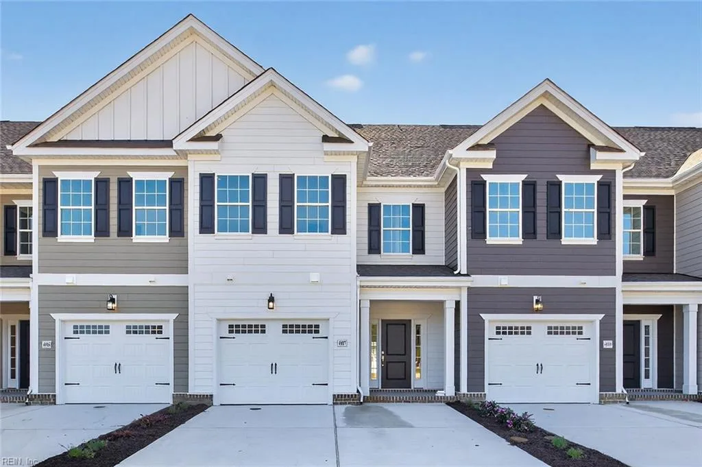 4936 Apricot WAY, CHESAPEAKE VA 23321