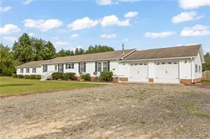 8029 Pinetta RD, Gloucester — 3 bed Residential, 1,836 sqft