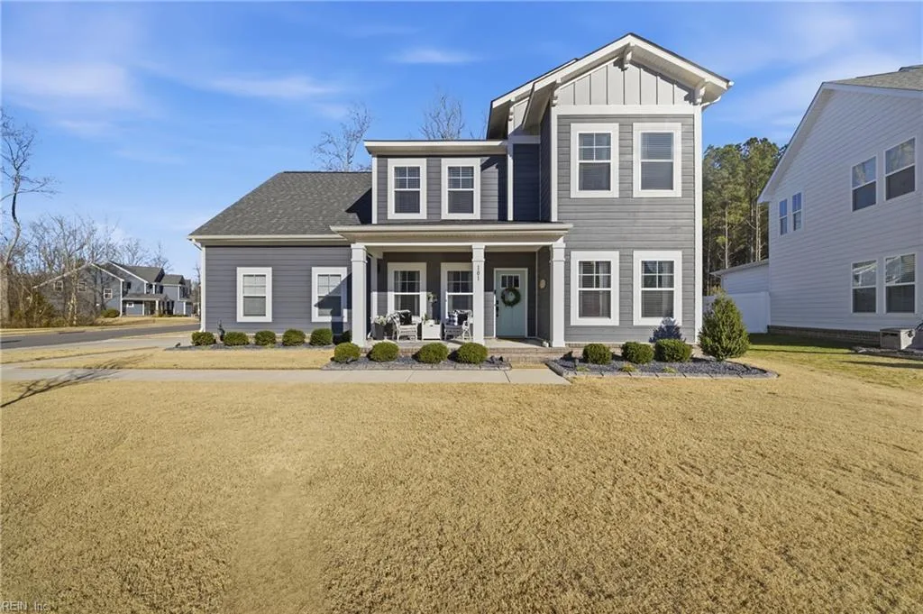 101 Affirmed Dr NONE, Suffolk — 5 bed Residential, 2,784 sqft