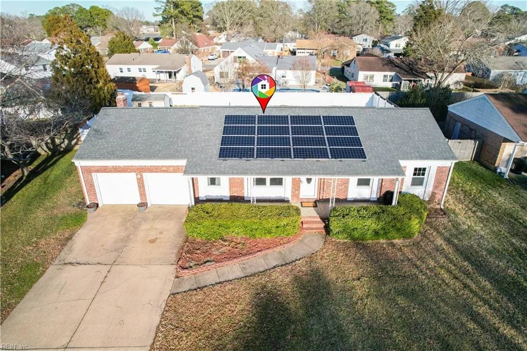 1044 Sunnyside DR, Virginia Beach — 3 bed Residential, 1,900 sqft