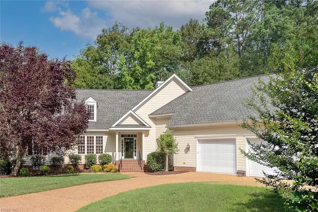 228 Royal Dublin NONE, Williamsburg — 5 bed Residential, 7,179 sqft