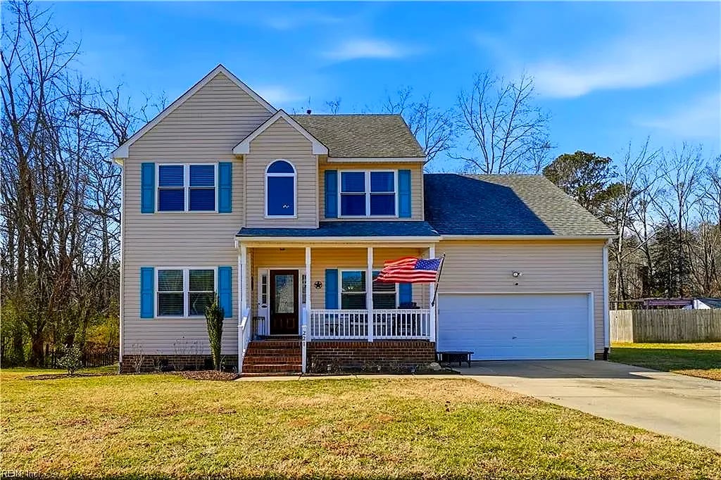 221 Baron BLVD, Suffolk — 4 bed Residential, 2,436 sqft