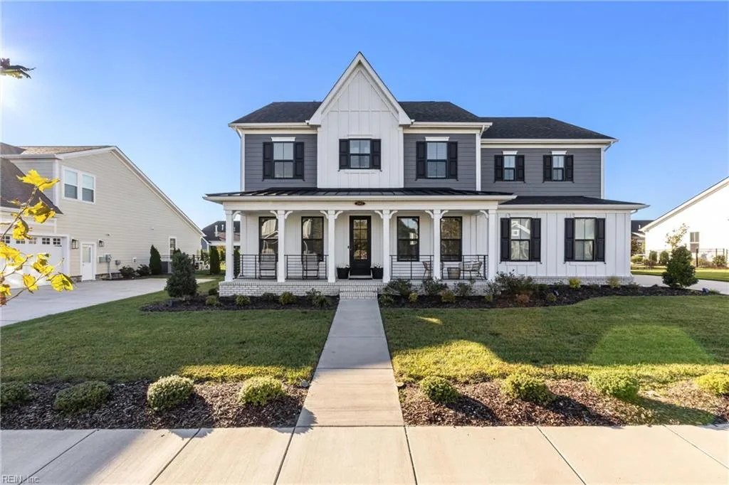 2952 Weston LOOP, Virginia Beach — 6 bed Residential, 3,578 sqft