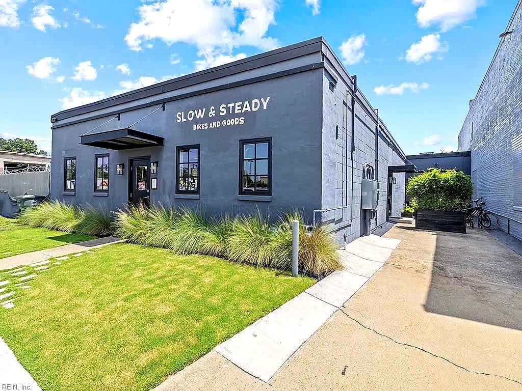 2406 Colley AVE, NORFOLK VA 23517