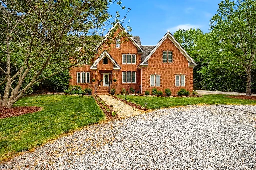 1149 Waters RD, CHESAPEAKE VA 23322