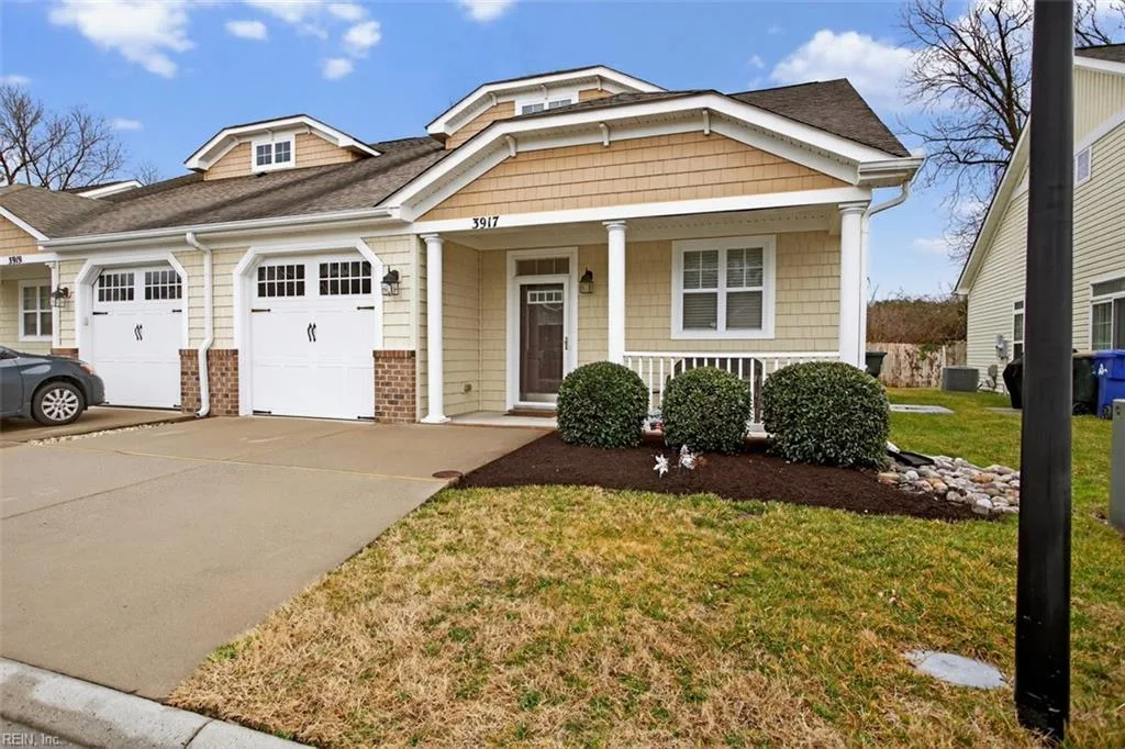 3917 Rex CIR, Chesapeake — 2 bed Residential, 1,650 sqft