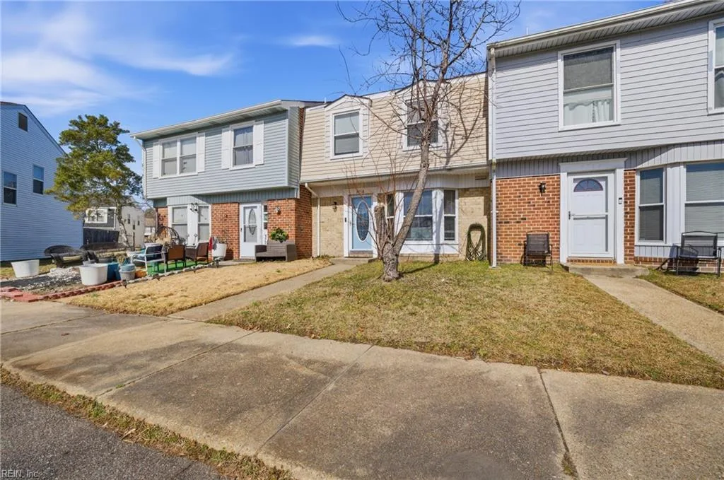 3768 Governors WAY, Virginia Beach — 3 bed Residential, 1,362 sqft
