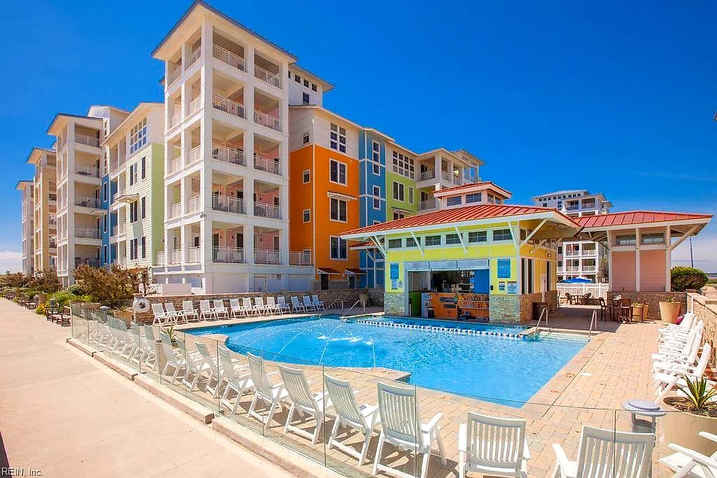 3700 Sandpiper RD #218A, VIRGINIA BEACH VA 23456