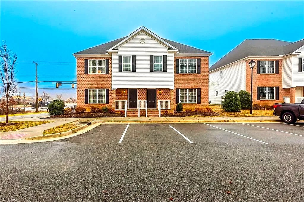 15661 Warwick BLVD #D, NEWPORT NEWS VA 23608