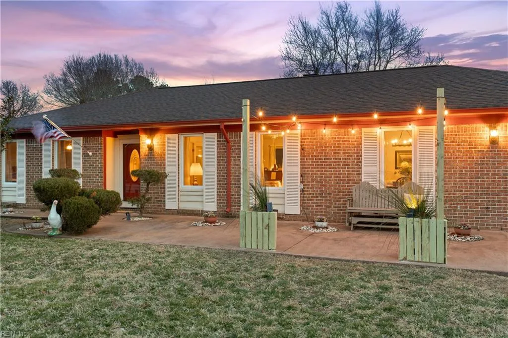 2008 Steinem CT, Virginia Beach — 3 bed Residential, 1,904 sqft