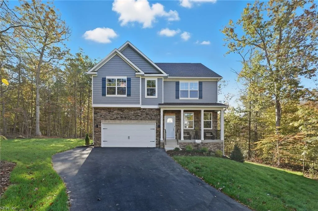 5003 Melanie CT, Suffolk — 4 bed Residential, 2,818 sqft