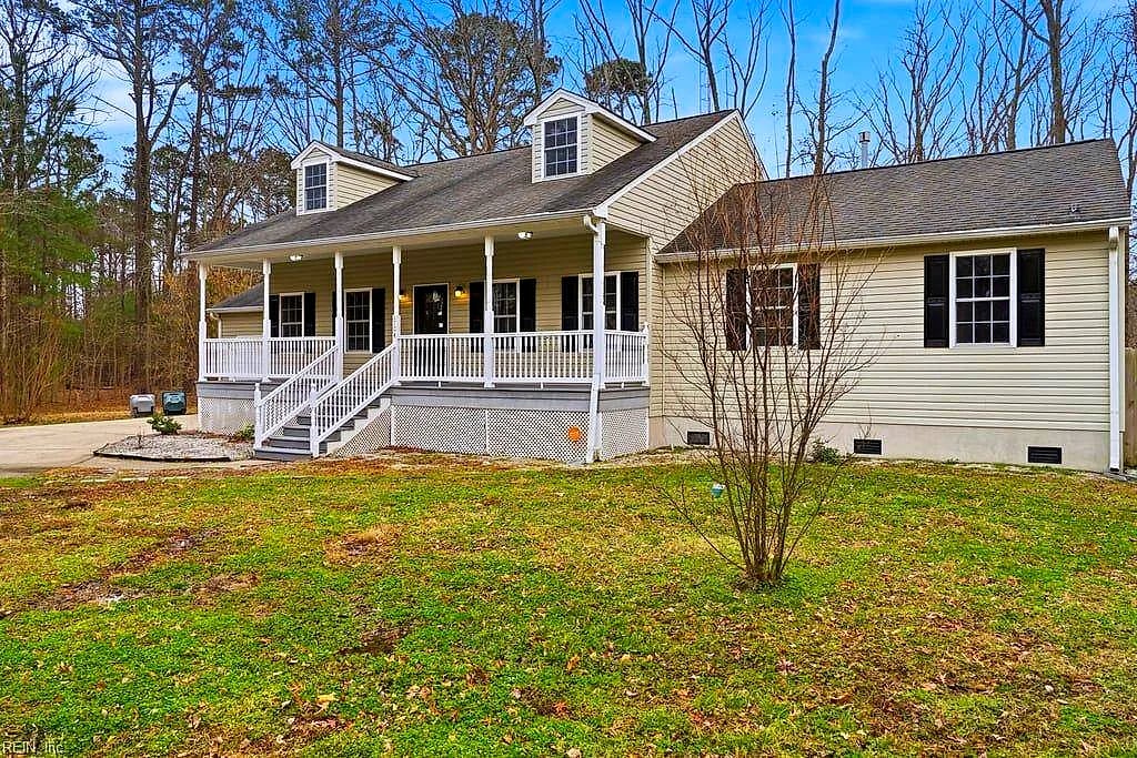 1704 Neptune DR, HAMPTON VA 23669
