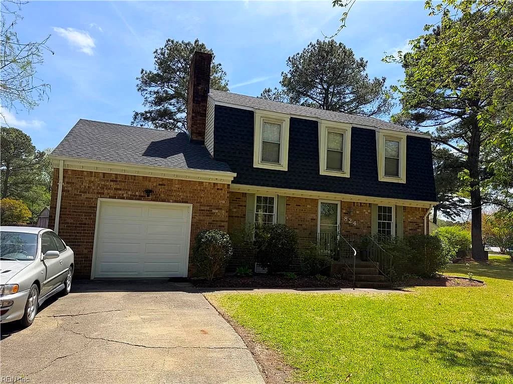 824 Heritage PT, CHESAPEAKE VA 23322