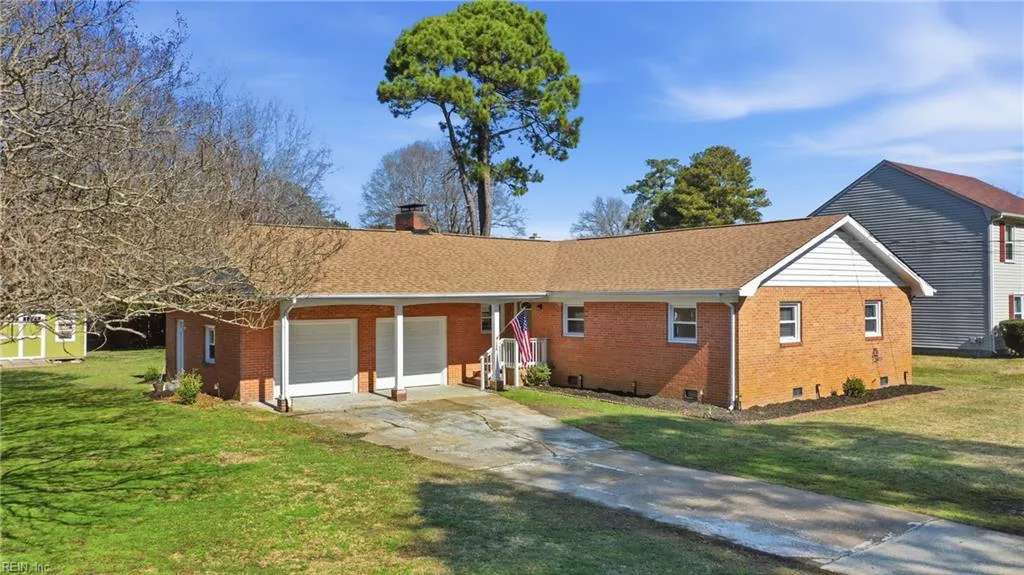 324 Mobile DR, Chesapeake — 3 bed Residential, 1,675 sqft